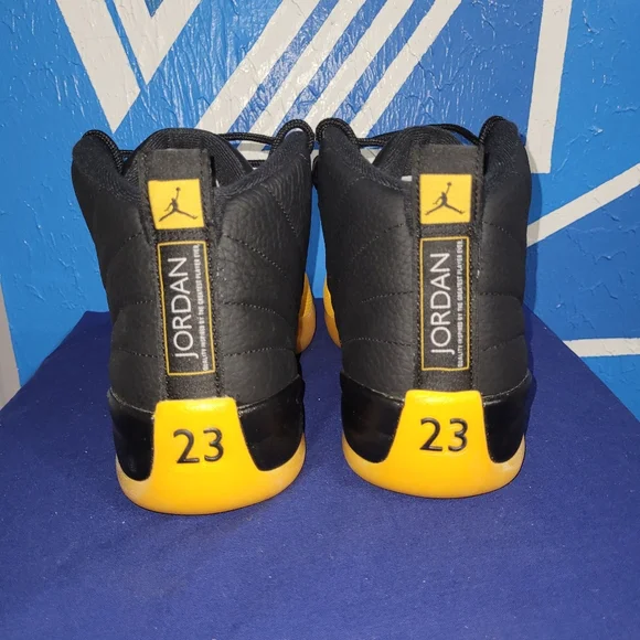 Air Jordan 12 Retro University Gold - Picture 3 of 6